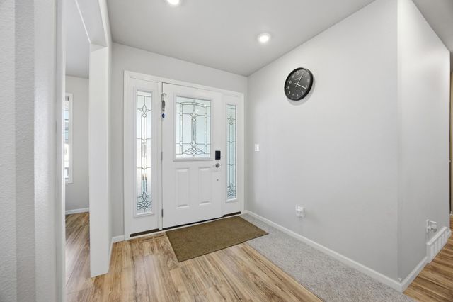 3665 Valley View Drive S, Fargo, ND 58104