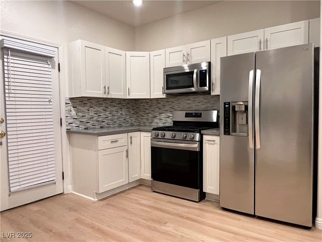 10524 Isola Bella Street, Las Vegas, NV 89141