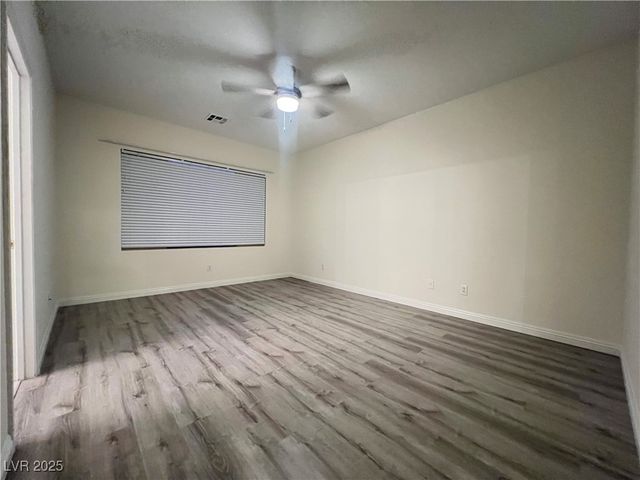 10524 Isola Bella Street, Las Vegas, NV 89141