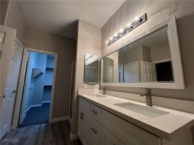 10524 Isola Bella Street, Las Vegas, NV 89141