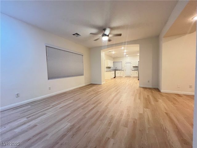 10524 Isola Bella Street, Las Vegas, NV 89141
