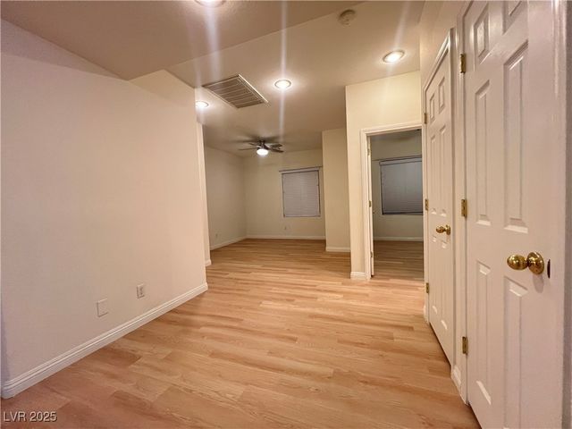 10524 Isola Bella Street, Las Vegas, NV 89141