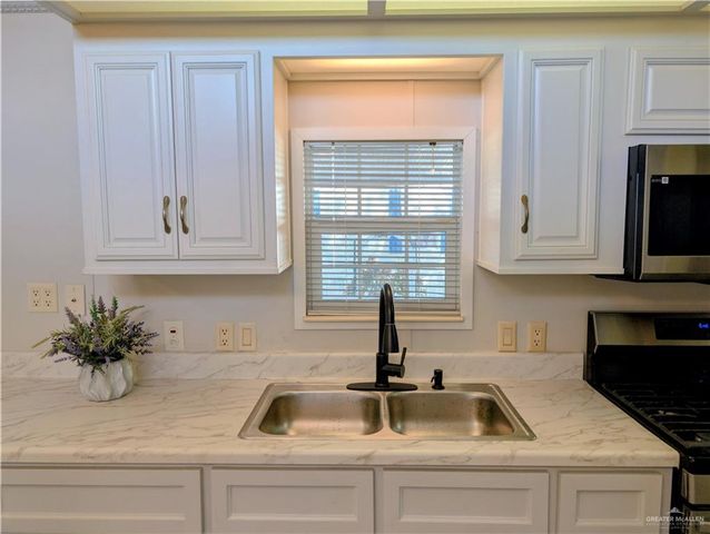 2517 Meadowlark Street, Palmview, TX 78572