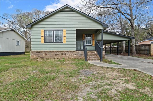 212 Mignionette Avenue, Saraland, AL 36571