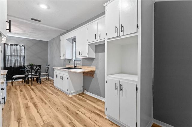 212 Mignionette Avenue, Saraland, AL 36571