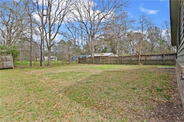 212 Mignionette Avenue, Saraland, AL 36571