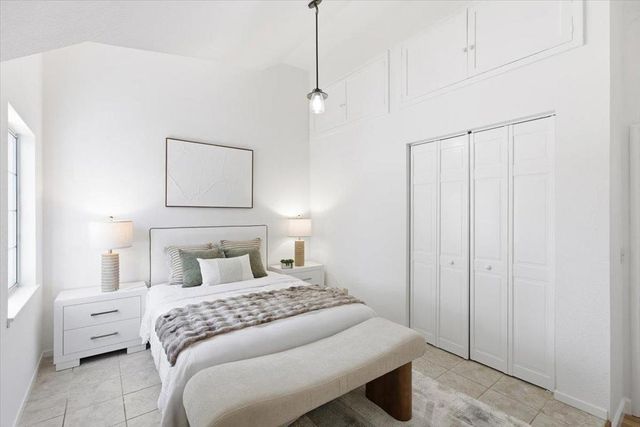 21075 Greenleaf Drive, Cupertino, CA 95014