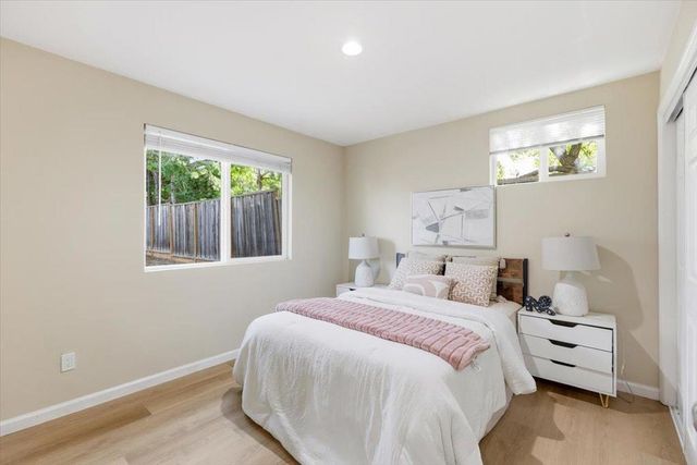 21075 Greenleaf Drive, Cupertino, CA 95014