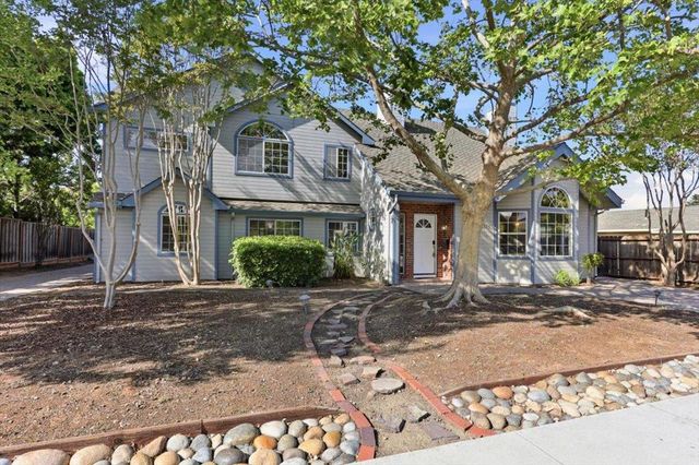 21075 Greenleaf Drive, Cupertino, CA 95014