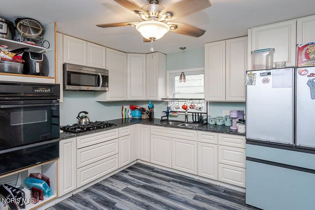 4021 Rohr Drive, Toledo, OH 43613