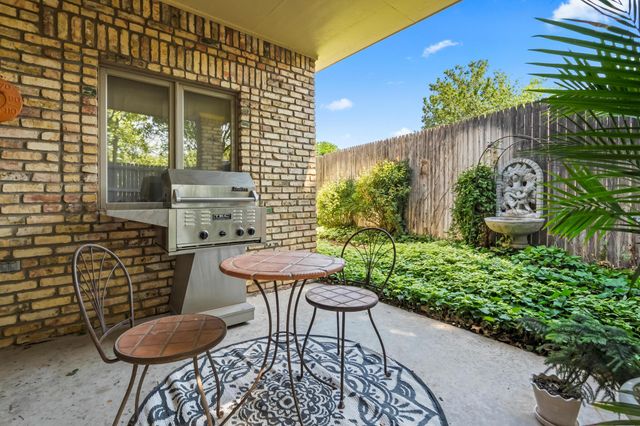 6710 STONEHAM Drive, Amarillo, TX 79109