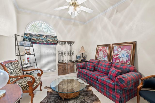 6710 STONEHAM Drive, Amarillo, TX 79109