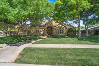6710 STONEHAM Drive, Amarillo, TX 79109