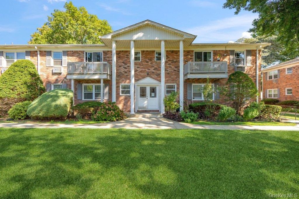 64 Fairharbor 64, Patchogue, NY 11772 — exterior