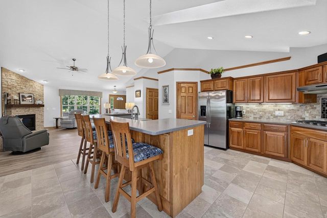 2055 St Albert The Great Drive, Sun Prairie, WI 53590
