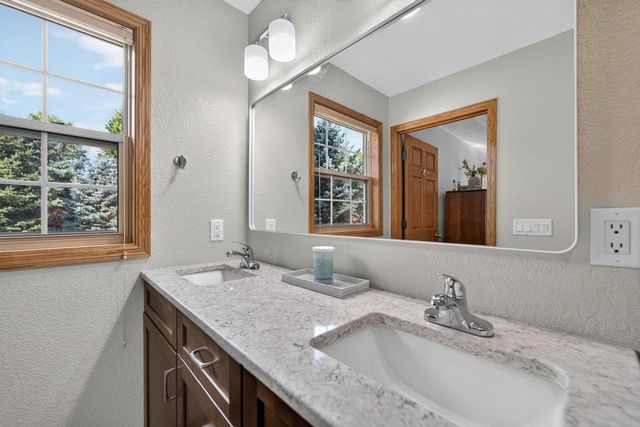 2055 St Albert The Great Drive, Sun Prairie, WI 53590