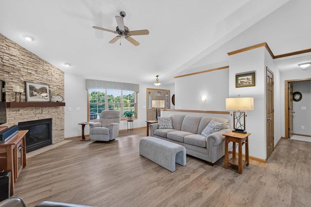 2055 St Albert The Great Drive, Sun Prairie, WI 53590