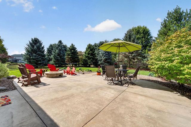 2055 St Albert The Great Drive, Sun Prairie, WI 53590