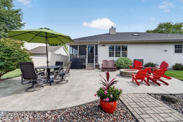 2055 St Albert The Great Drive, Sun Prairie, WI 53590