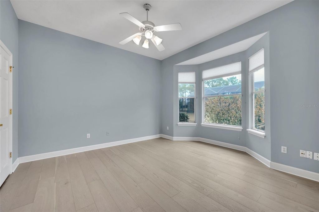 Image 25 of property listing at 330 TERSAS COURT, Lake Mary, FL 32746