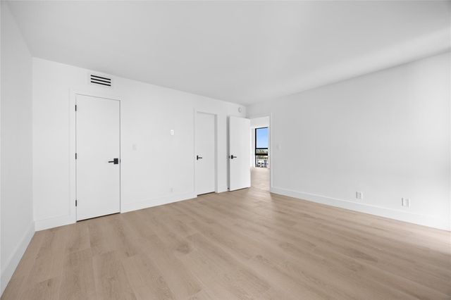 4800 Bayview Drive 901, Fort Lauderdale, FL 33308