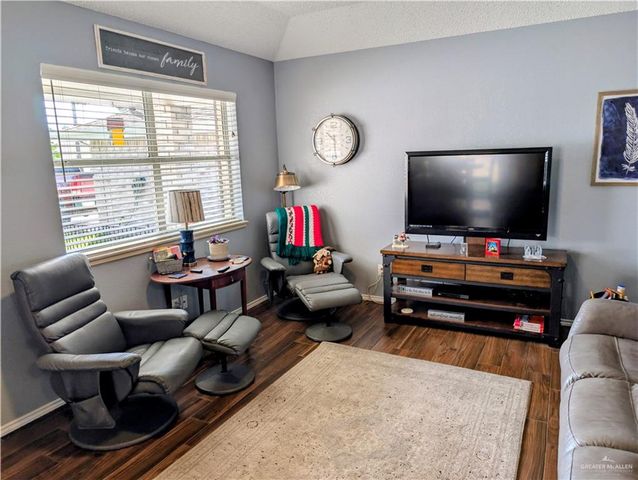 2104 Mockingbird Street, Palmview, TX 78572