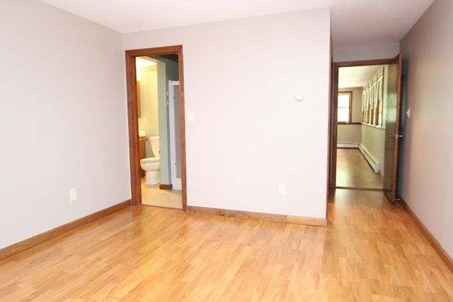 80 Pine Valley Dr, Dracut, MA 01826