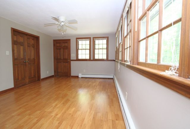 80 Pine Valley Dr, Dracut, MA 01826
