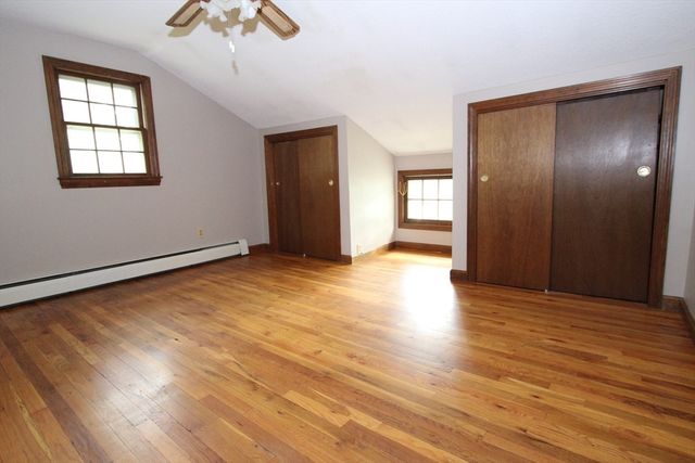 80 Pine Valley Dr, Dracut, MA 01826