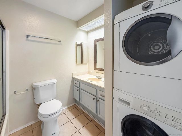 4240 Menlo Ave 9, San Diego, CA 92115