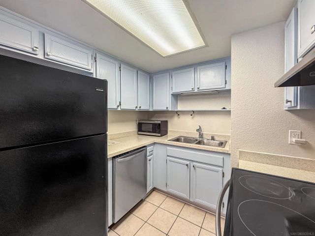 4240 Menlo Ave 9, San Diego, CA 92115