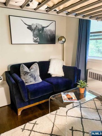 280-320 Oak Street 314D, Ridgewood, NJ 07450