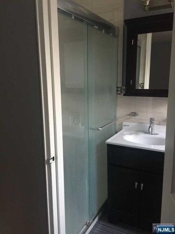 280-320 Oak Street 314D, Ridgewood, NJ 07450