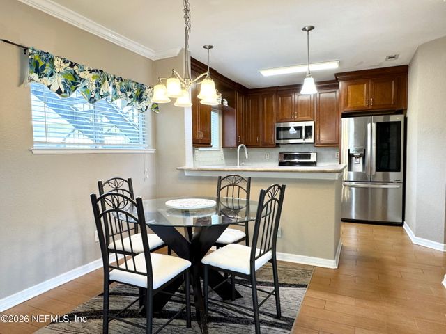 1800 THE GREENS Way 1801, Jacksonville Beach, FL 32250