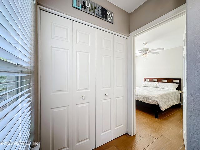 1800 THE GREENS Way 1801, Jacksonville Beach, FL 32250