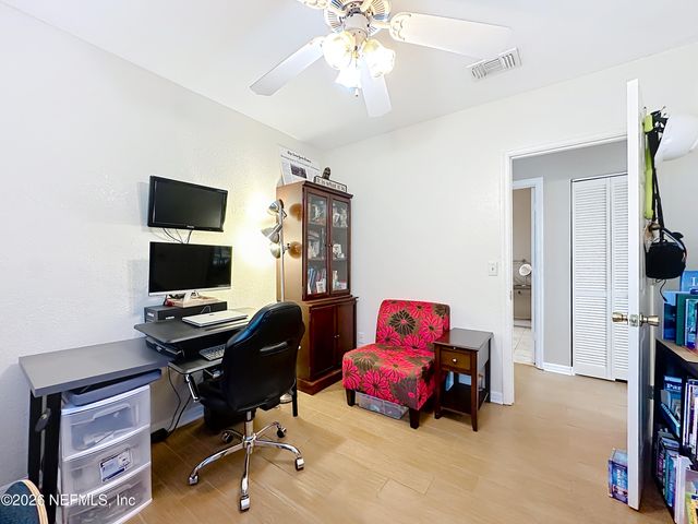 1800 THE GREENS Way 1801, Jacksonville Beach, FL 32250