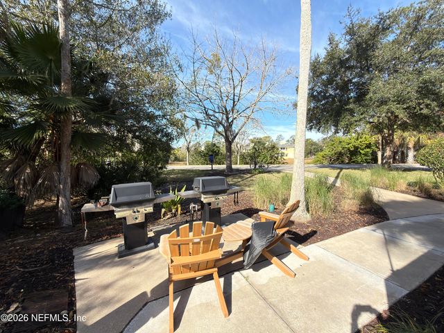 1800 THE GREENS Way 1801, Jacksonville Beach, FL 32250