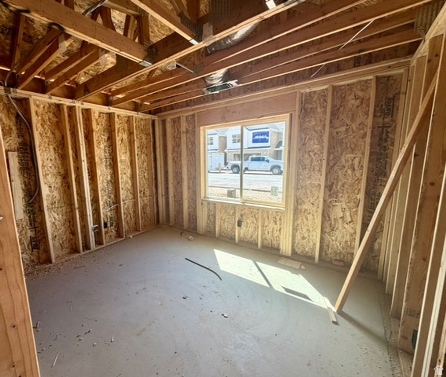1058 N SUMMIT VIEW DR, Harrisville, UT 84404 — photo 5