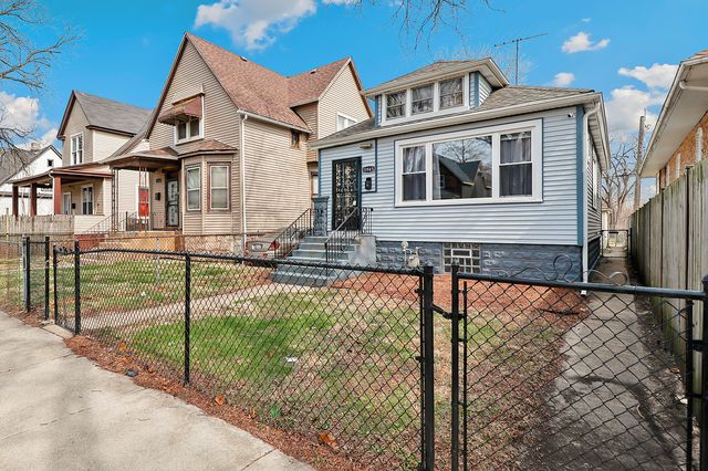 11945 S Yale Avenue, Chicago, IL 60628