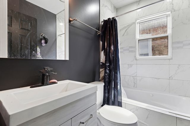 11945 S Yale Avenue, Chicago, IL 60628