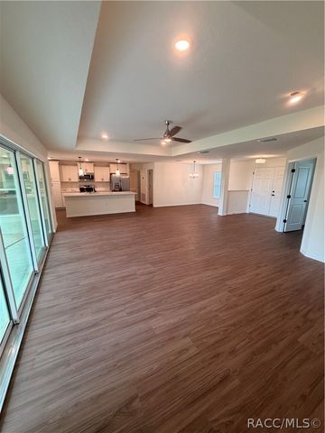 10182 N Elkcam Boulevard, Citrus Springs, FL 34433