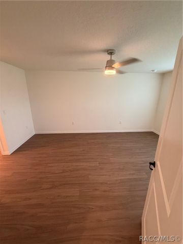 10182 N Elkcam Boulevard, Citrus Springs, FL 34433