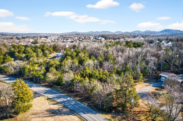 9877 Sam Donald Rd, Nolensville, TN 37135