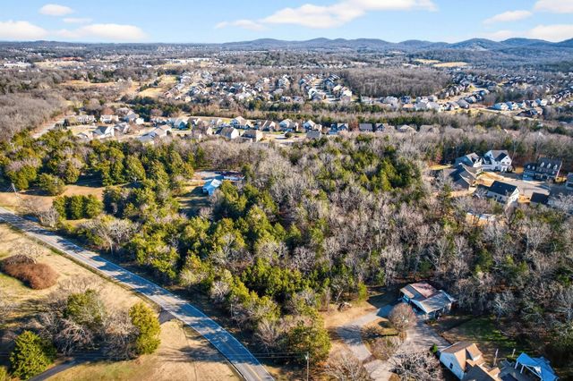 9877 Sam Donald Rd, Nolensville, TN 37135