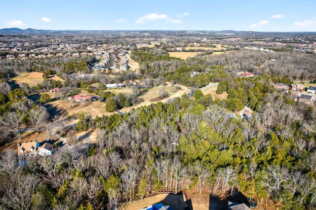 9877 Sam Donald Rd, Nolensville, TN 37135