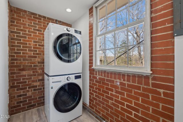 1025 Lakeside Drive, Durham, NC 27712