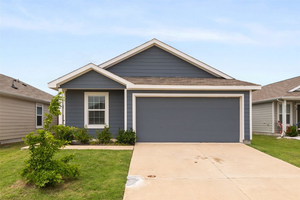 5646 Bristle Leaf Drive, Princeton, TX 75407