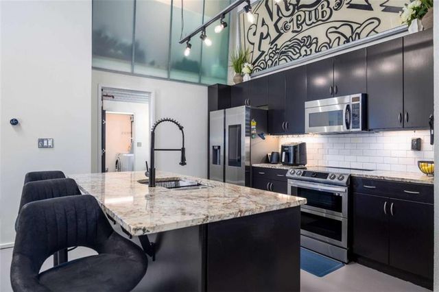 195 Arizona Ave NE 107, Atlanta, GA 30307