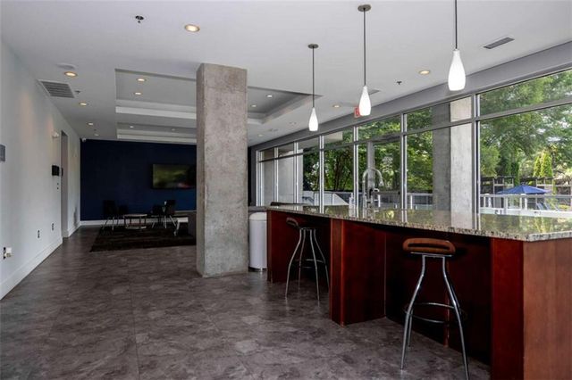 195 Arizona Ave NE 107, Atlanta, GA 30307