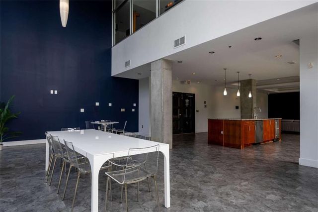 195 Arizona Ave NE 107, Atlanta, GA 30307